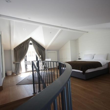 La Casa Pera Suites Стамбул Экстерьер фото