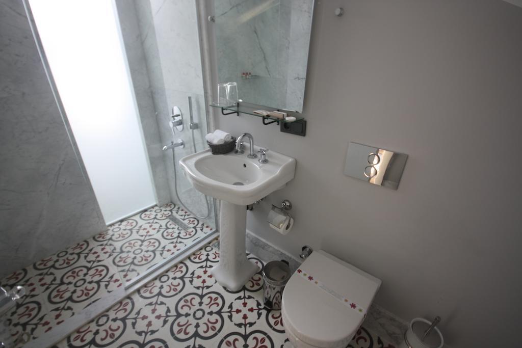 La Casa Pera Suites Стамбул Номер фото